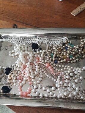 Faux Pearl Lot